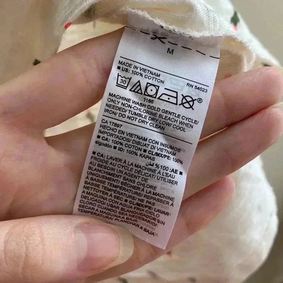 Old Navy Boyfriend Tee with Pocket, Cactus Print T-Shirt, Size M - Picture 12 of 16